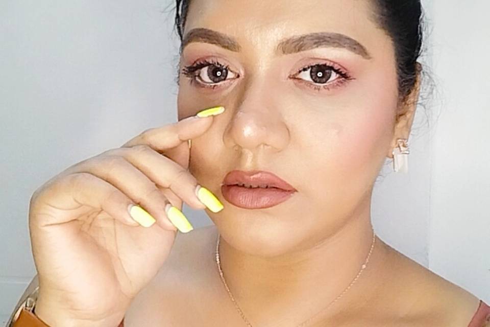 Soumi Jain Professional MUA