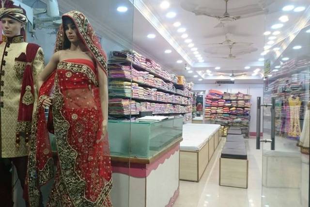 Dimple Garments in Hoshiarpur Road,Jalandhar - Best Readymade