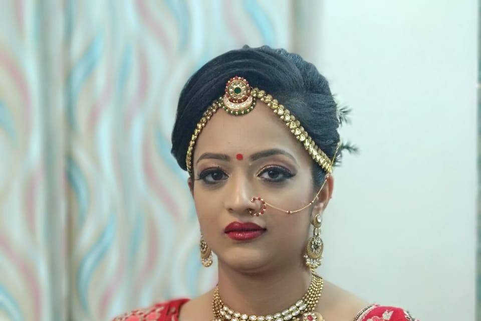 Bridal makeup