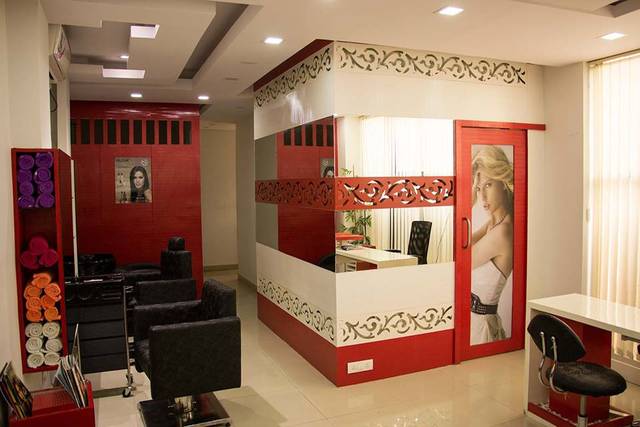 Renaissance Unisex Salon & Spa