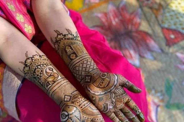 Best Mehndi Artist In Delhi, India | Vicky Mehandi Art