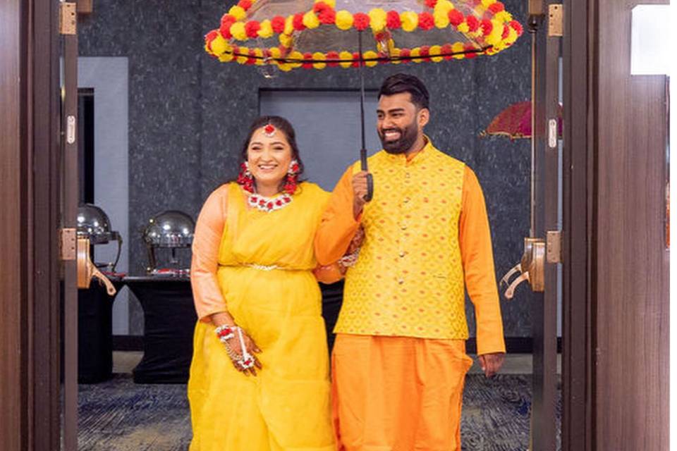 Haldi Couple Outfits