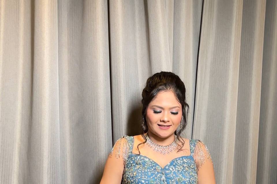 Glam makeup
