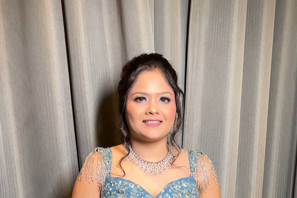 Glam makeup