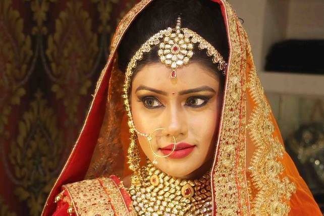 Bridal makeup