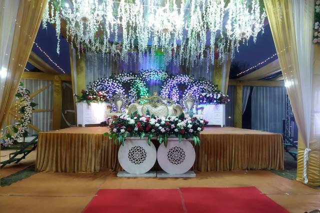Stage decor