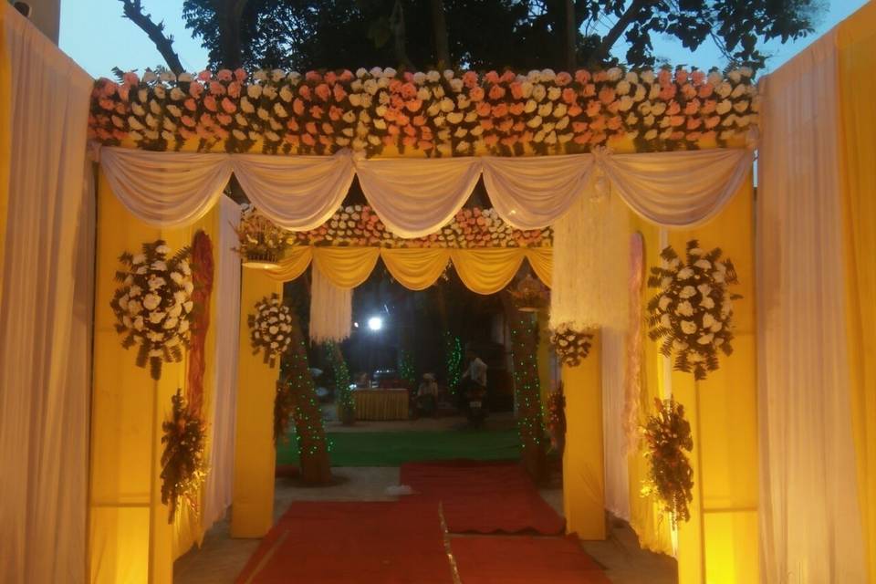 Entrance decor