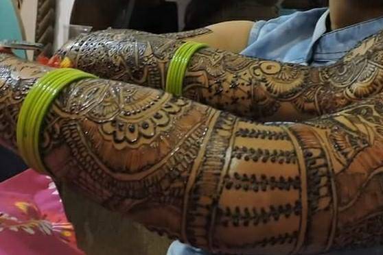 Dips Mehendi