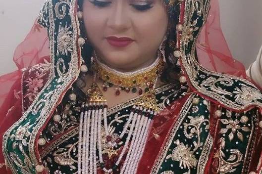 Makeup by Sadia Naveed, Tolichowki