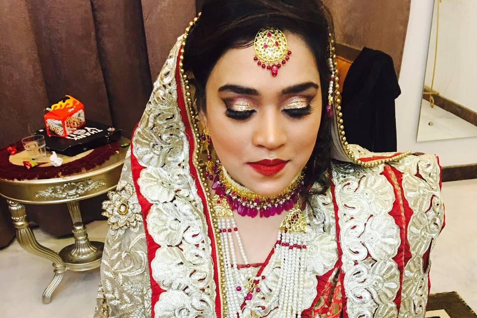 Bridal make up