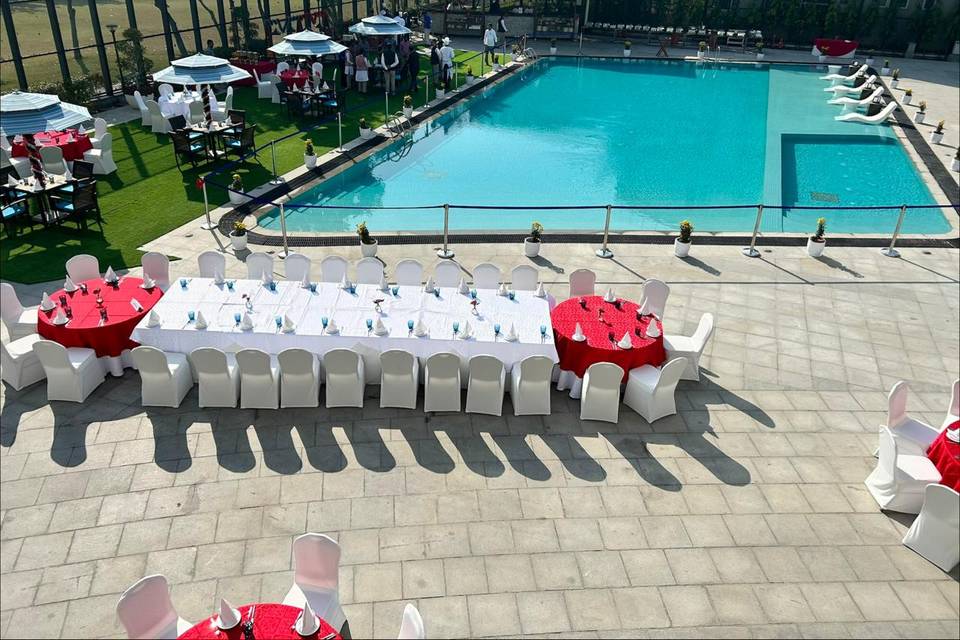 The Boomerung Complex