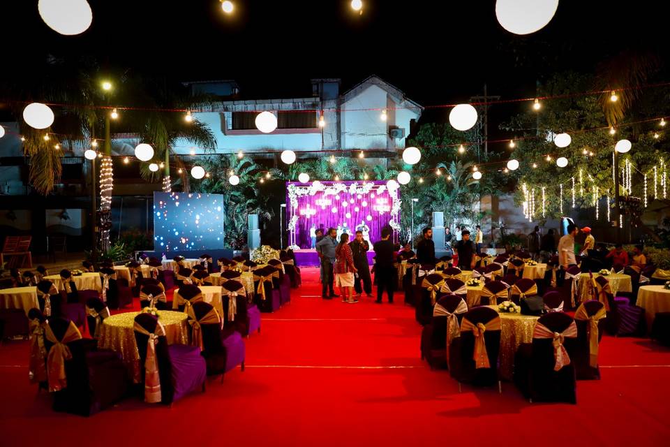 Wedding Courtyard