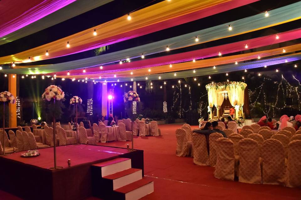 Wedding Courtyard