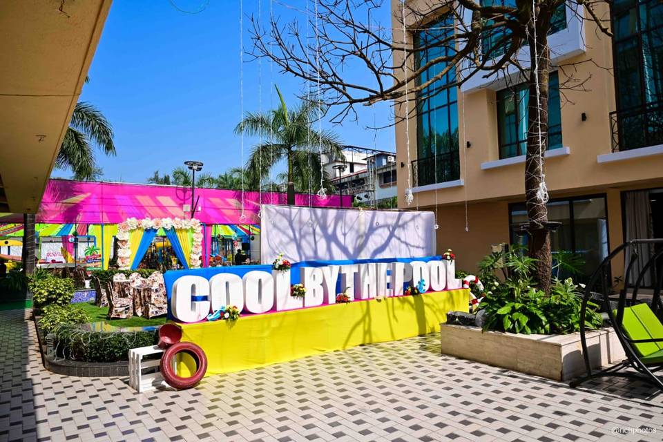 Wedding Poolside
