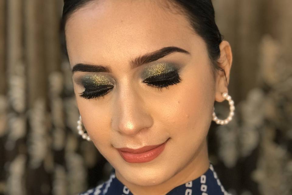 Party makeup