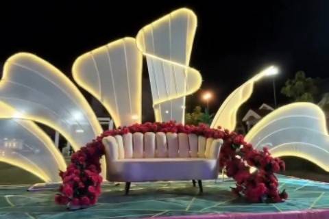 Stage decor