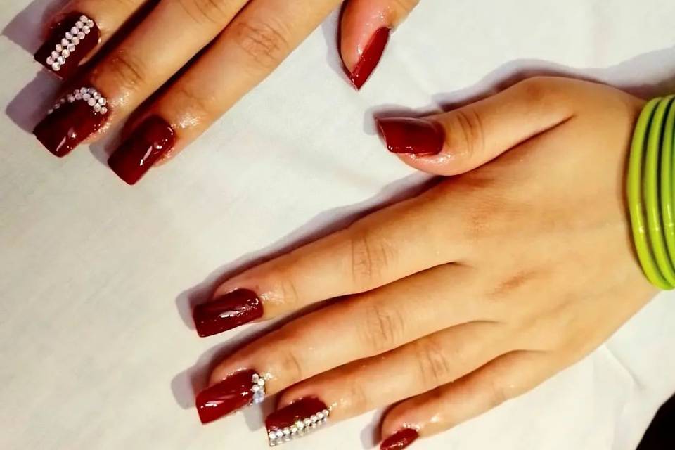 Nail extensions