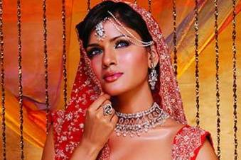 Gohanmuthy Make Up Artist