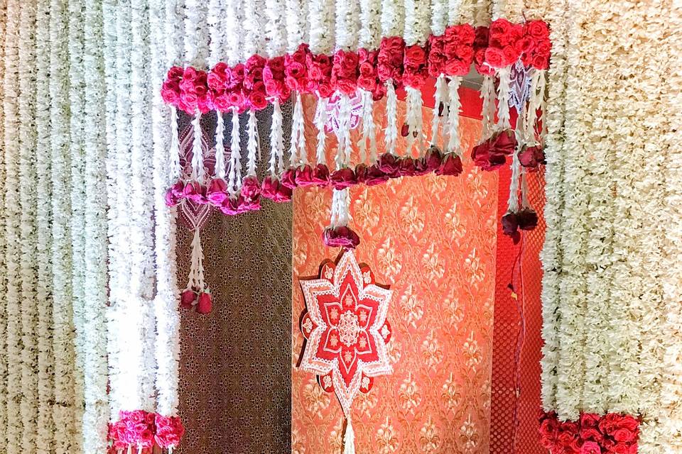 Entrance decor