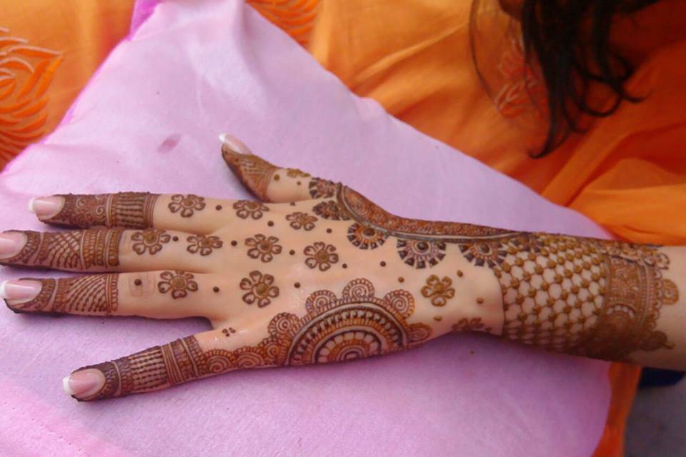 Arun Designer Mehandi Arts