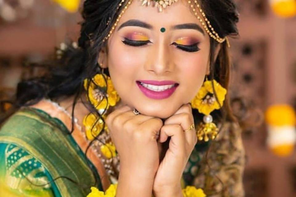 Haldi & Mehndi makeup