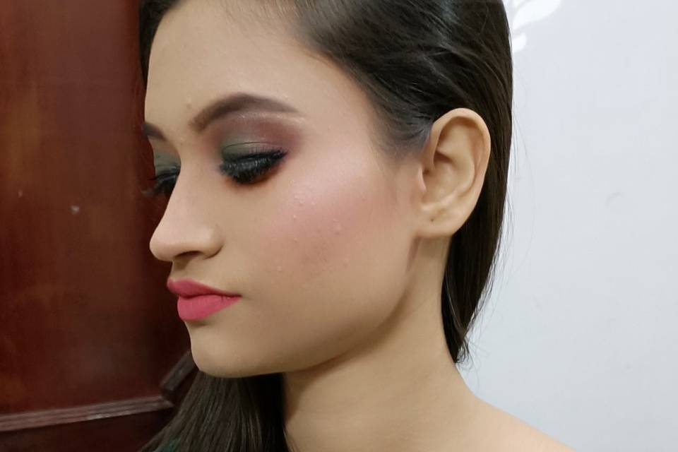 Party makeup