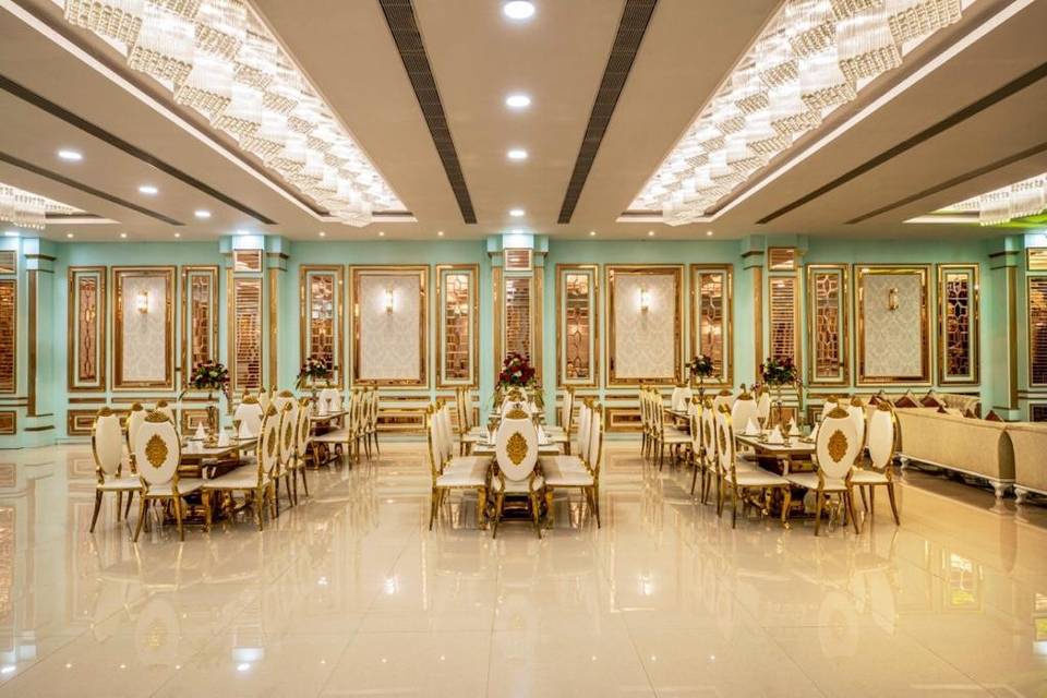 Solitaire banquet hall