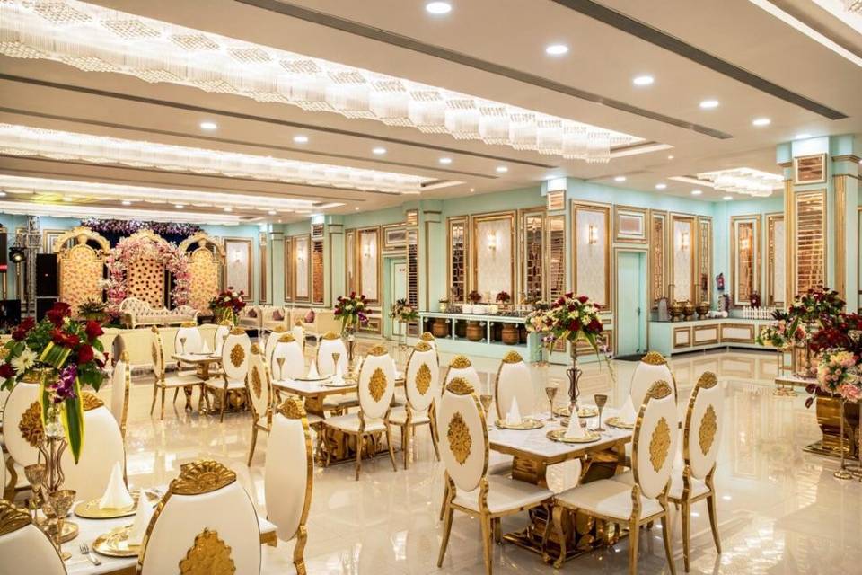 Solitaire banquet hall