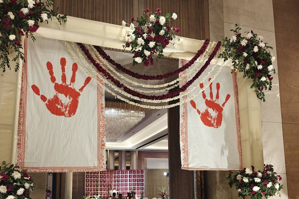 Entrance decor