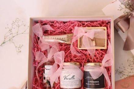 Gift hamper