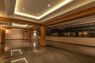 Banquet hall
