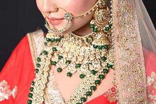 MakeUp By Sarah Khan - Best MeakeUp Service in DelhiNCR