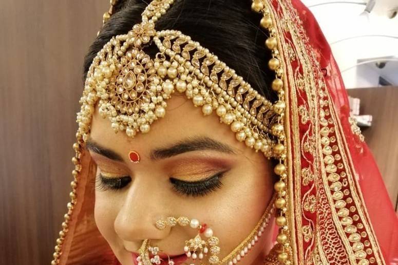 Bridal makeup