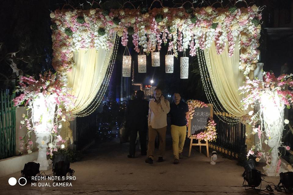Entrance decor