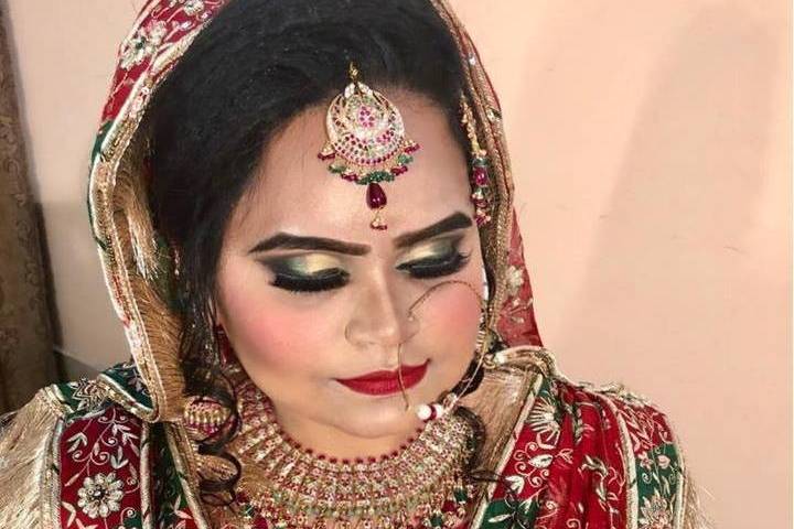 Bridal makeup