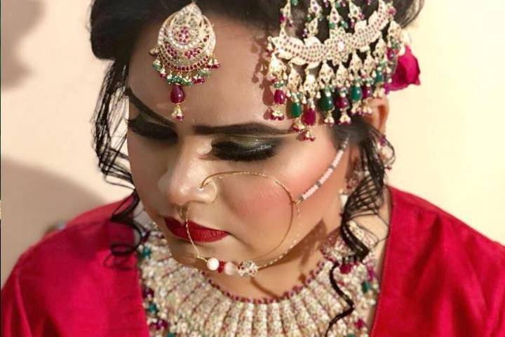 Bridal makeup