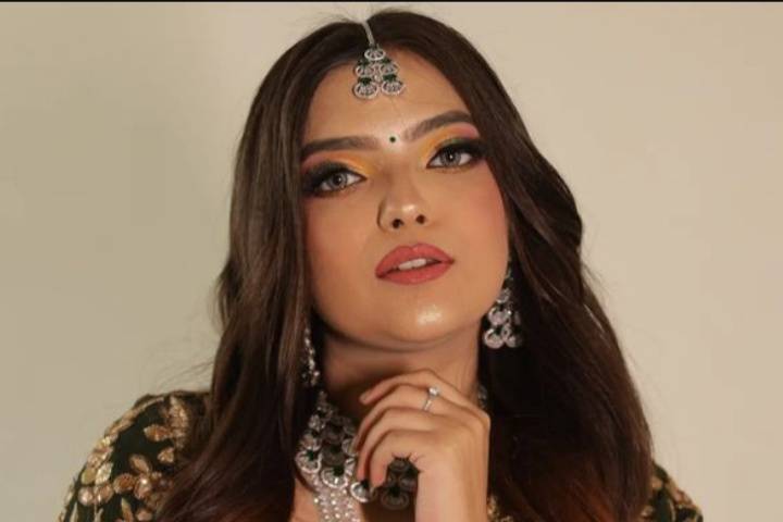 Party makeup