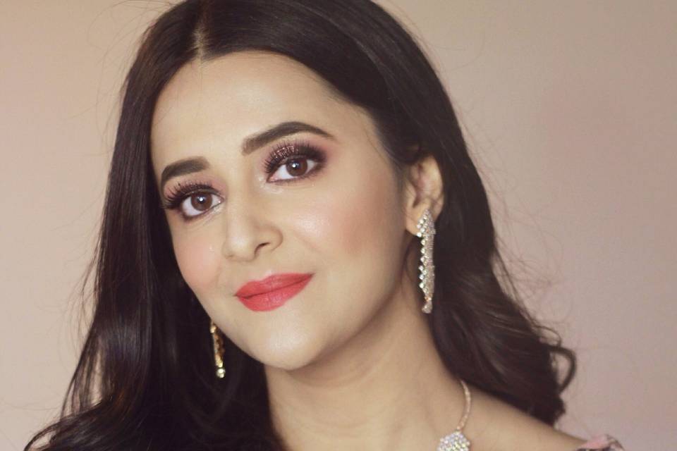 Party makeup