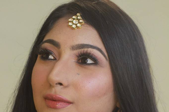 Party makeup