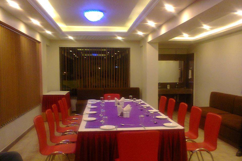 Banquet hall