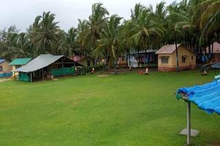 Tranquilizer Beach Resort 1