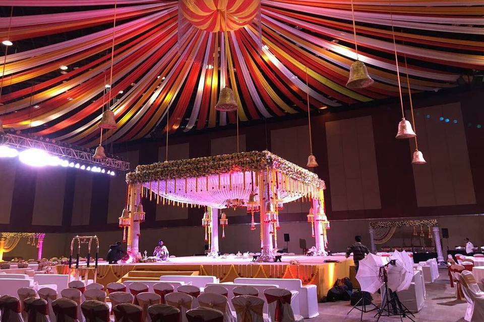 Center mandap concept