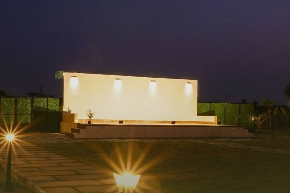Lawn area
