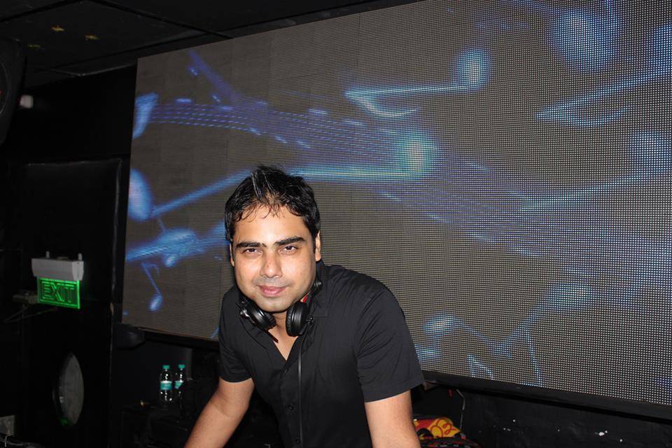 Dj Amit B