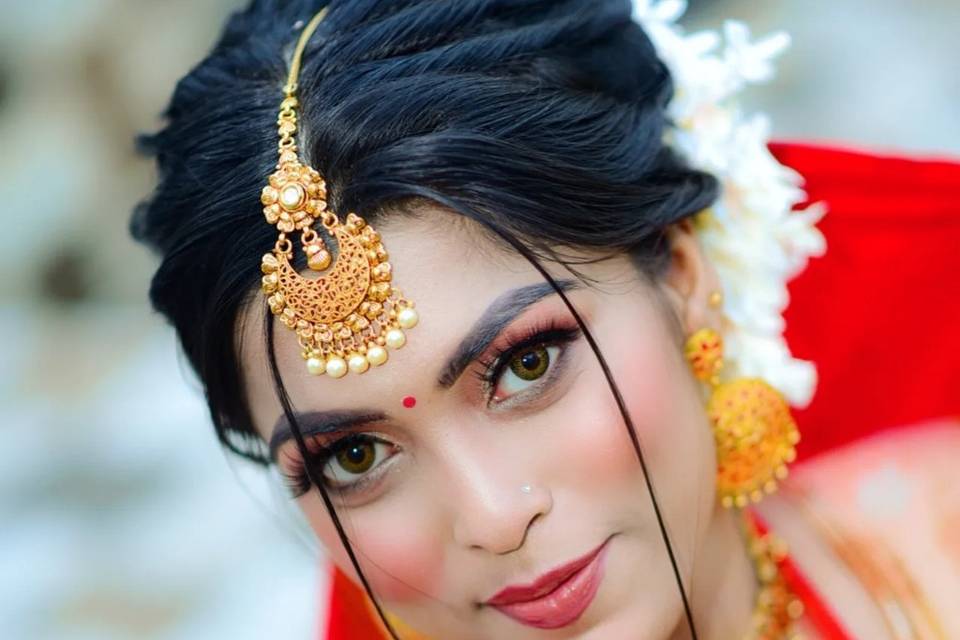 Makeovers By Pooja Bora