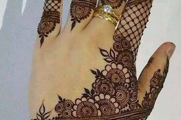 Designer mehndi