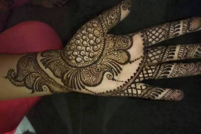 Designer mehndi