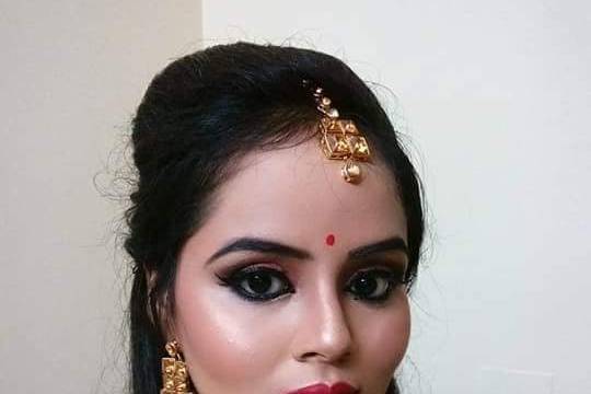 Bridal makeup