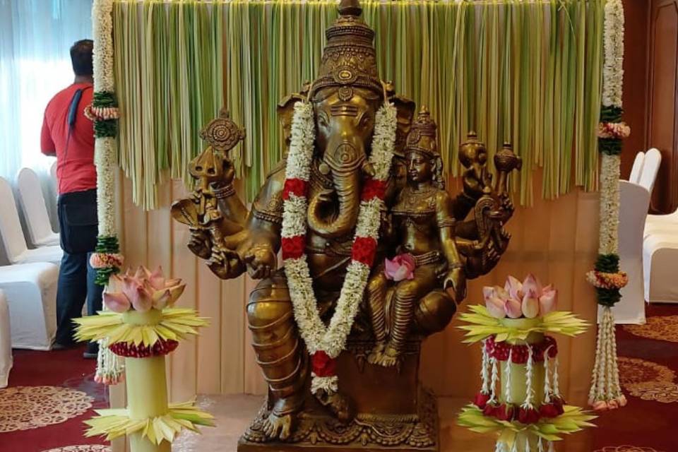 Entrace Ganesha Decor