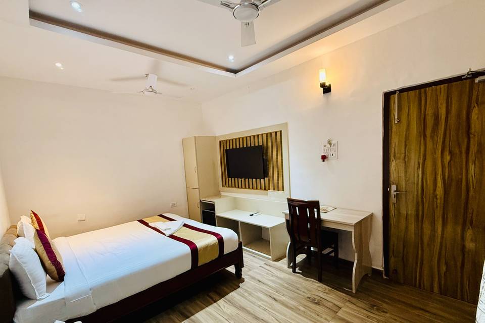 Golden Meet Hotel & Restaurant portfolio